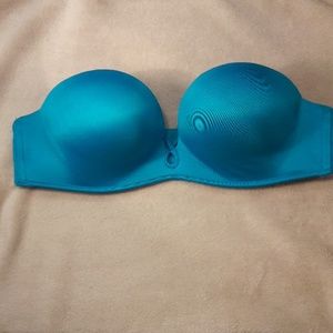 VS Bombshell Strapless Bra